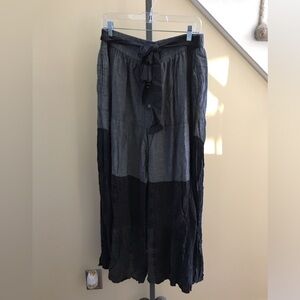 YOUNG THREADS NWT Pants Black Grey Palazzo Size Xlarge